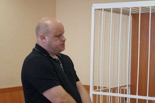 За полученную взятку в сумме 10 тыс. рублей бывший инспектор ГИБДД Анатолий Гогов выплатит штраф 500 тыс. рублей