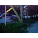 Автомобиль «Ауди» на ул. Свердлова в Бердске сбил дорожный знак