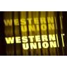 Вывеска с названием Western Union